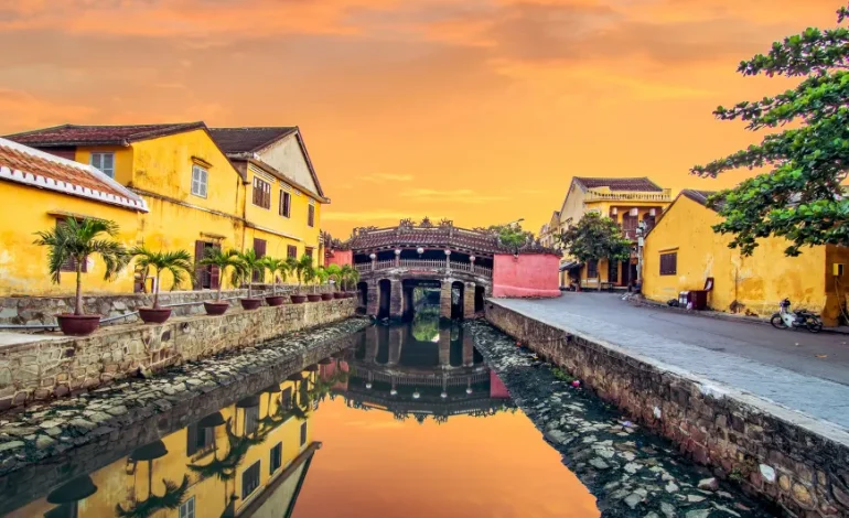 Hoi An Ancient Town, Kota Tua yang Memikat dengan Sejarah dan Cahaya Lentera